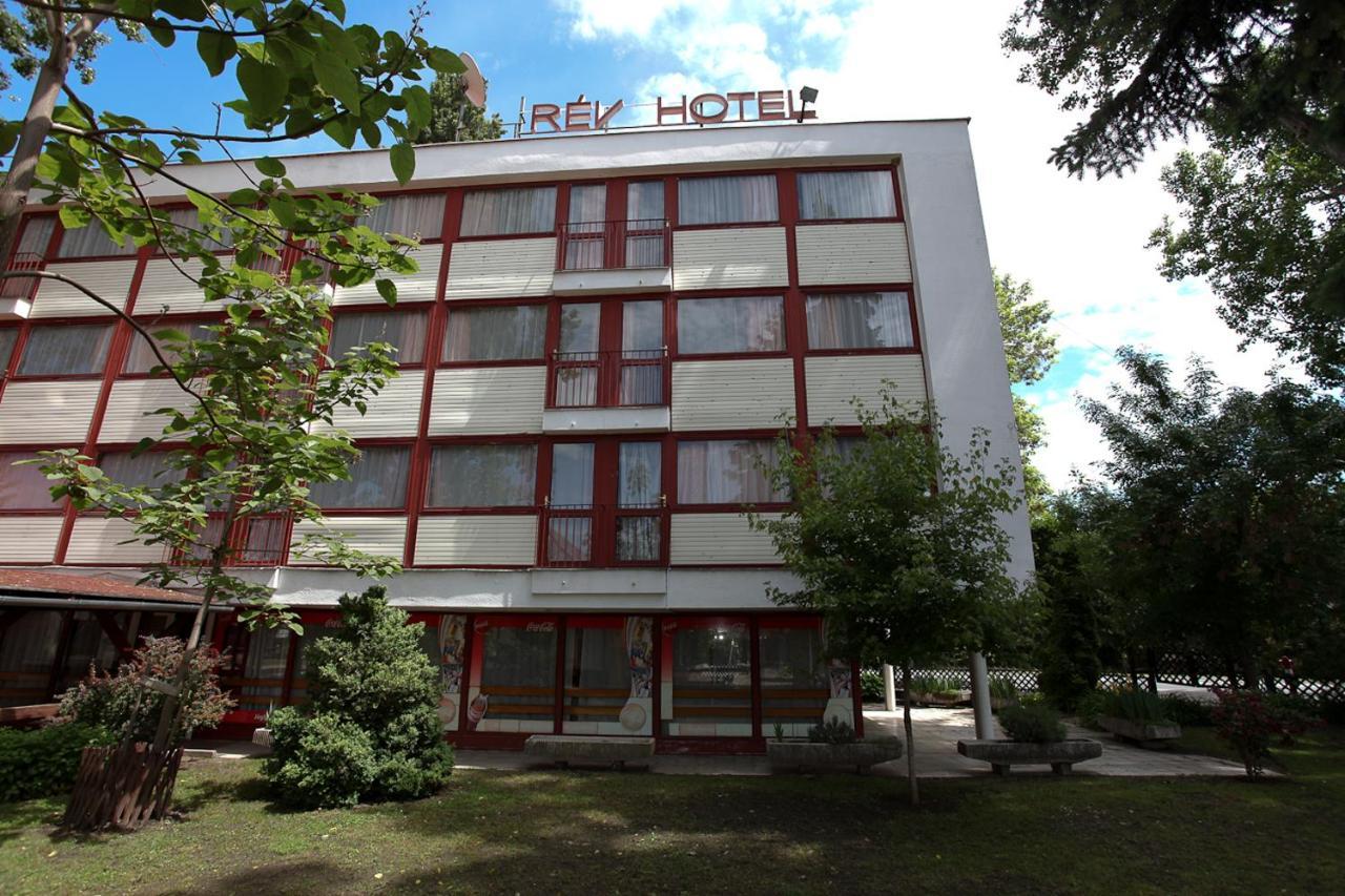 Rev Szallo Balaton Hotel ซานโตด ภายนอก รูปภาพ