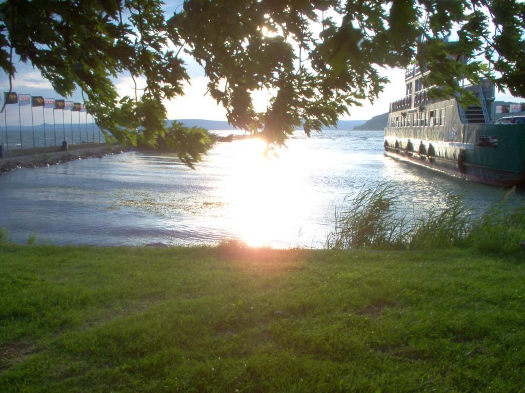 Rev Szallo Balaton Hotel ซานโตด ภายนอก รูปภาพ