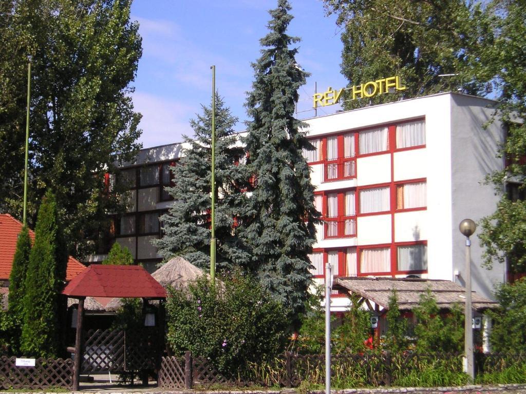 Rev Szallo Balaton Hotel ซานโตด ภายนอก รูปภาพ